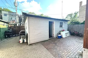 1749 W North Shore Ave, Chicago, IL 60626 - Photo 24