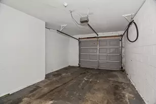 1621 Ingrid Ln, Chicago Heights, IL 60411 - Photo 14