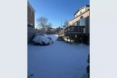 9300 S Vernon Avenue, Chicago, IL 60619 - Photo 6