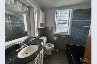 9300 S Vernon Avenue, Chicago, IL 60619 - Photo 14