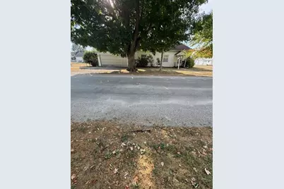 401 Adams Street, Humboldt, IL 61931 - Photo 2