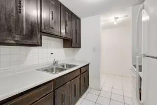 16 E Old Willow Rd, Prospect Heights, IL 60070 - Photo 16