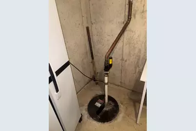 5002 W 79th Street, Burbank, IL 60459 - Photo 4