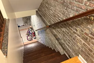 1527 E 66th Pl, Chicago, IL 60637 - Photo 4