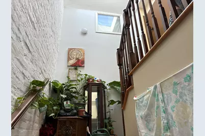 1527 E 66th Place, Chicago, IL 60637 - Photo 8