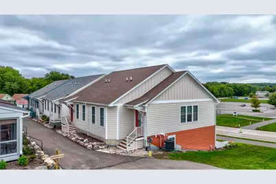 100 Great Loop Drive #40, Ottawa, IL 61350 - Photo 6