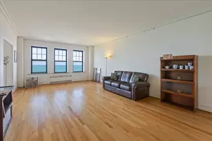 7321 S South Shore Dr, Chicago, IL 60649 - Photo 6