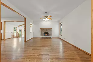 5065 E Sleepy Hollow Rd, Earlville, IL 60518 - Photo 10