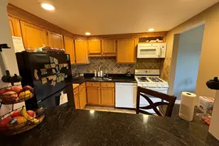 1463 Mercury Dr, Schaumburg, IL 60193 - Photo 6