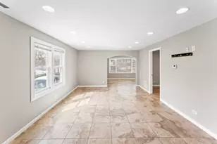 2916 Oakwood Ave, McHenry, IL 60051 - Photo 8