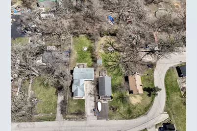 2916 Oakwood Avenue, McHenry, IL 60051 - Photo 2