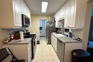 233 Harvest Ct, Vernon Hills, IL 60061 - Photo 8