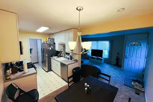 233 Harvest Ct, Vernon Hills, IL 60061 - Photo 6