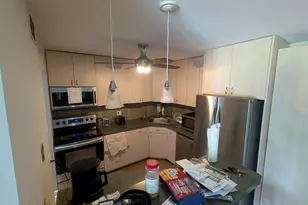 1201 Pleasant Run Dr, Wheeling, IL 60090 - Photo 10