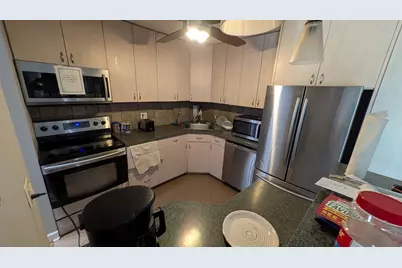 1201 Pleasant Run Drive #312, Wheeling, IL 60090 - Photo 6