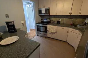 1201 Pleasant Run Dr, Wheeling, IL 60090 - Photo 8