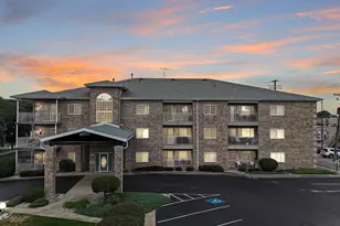 18215 Wentworth Ave, Lansing, IL 60438 - Photo 16