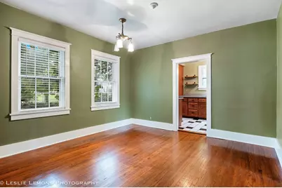 241 W Van Buren Avenue, Naperville, IL 60540 - Photo 4