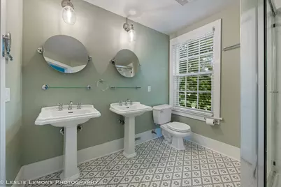 241 W Van Buren Avenue, Naperville, IL 60540 - Photo 12