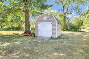 2128 Bonnie Ln, Monticello, IL 61856 - Photo 40