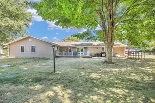 2128 Bonnie Ln, Monticello, IL 61856 - Photo 38