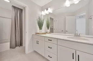 2427 Lawlor Ln, Naperville, IL 60564 - Photo 14