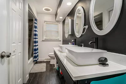 309 Streamside Drive, Harvey, IL 60426 - Photo 8