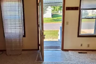 201 E Old Mill St, Milledgeville, IL 61051 - Photo 4