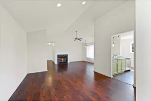 2404 Windward Blvd, Champaign, IL 61821 - Photo 14