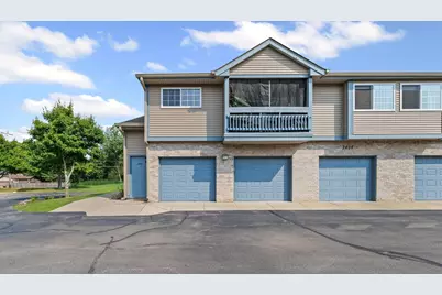 2404 Windward Boulevard #202, Champaign, IL 61821 - Photo 2