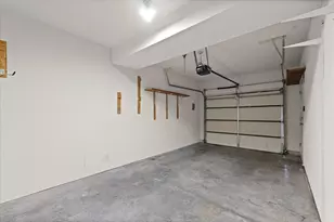 2404 Windward Blvd, Champaign, IL 61821 - Photo 4