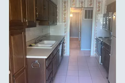 8101 W Courte Drive #D203, Niles, IL 60714 - Photo 8