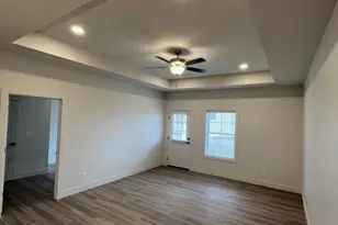 1150 Vision Cir, Mahomet, IL 61853 - Photo 6