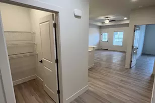 1150 Vision Cir, Mahomet, IL 61853 - Photo 4