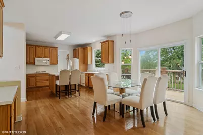 1048 N Palos Avenue, Palatine, IL 60067 - Photo 4