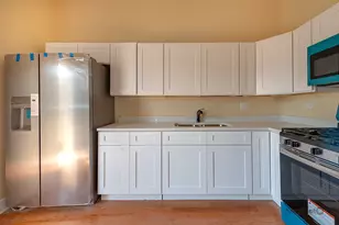 653 N Lawndale Ave, Chicago, IL 60624 - Photo 18