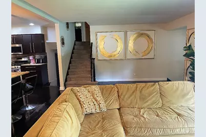 804 W Manor Court, Glenwood, IL 60425 - Photo 2