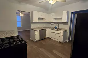 1352 Illinois Ave, Ottawa, IL 61350 - Photo 8