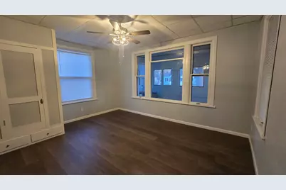 1352 Illinois Avenue, Ottawa, IL 61350 - Photo 4