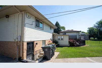 811 E 169th Place, South Holland, IL 60473 - Photo 34