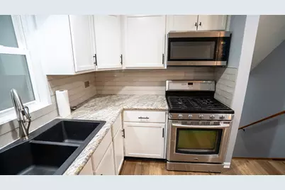 811 E 169th Place, South Holland, IL 60473 - Photo 8