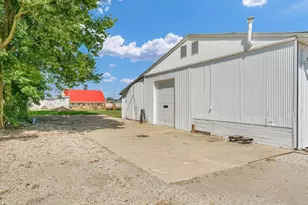 176 S Henning Rd, Danville, IL 61832 - Photo 40