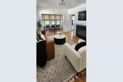 1624 Burr Oak Road, Homewood, IL 60430 - Photo 4