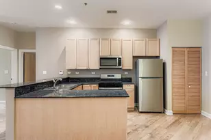 3113 W Lawrence Ave, Chicago, IL 60625 - Photo 8