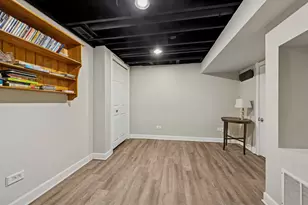 126 N Rohlwing Rd, Palatine, IL 60074 - Photo 14