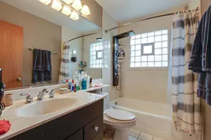 36661 N Oakwood Dr, Lake Villa, IL 60046 - Photo 12