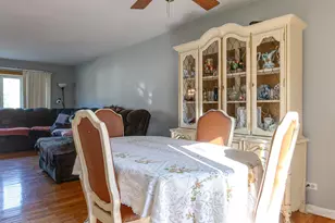 36661 N Oakwood Dr, Lake Villa, IL 60046 - Photo 6