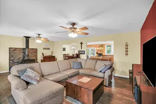 730 E County Road 750, Tuscola, IL 61953 - Photo 6