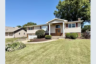 1203 W Clark Street, Princeton, IL 61356 - Photo 1