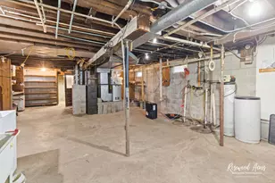 7861 E 2250S Rd, Saint Anne, IL 60964 - Photo 16